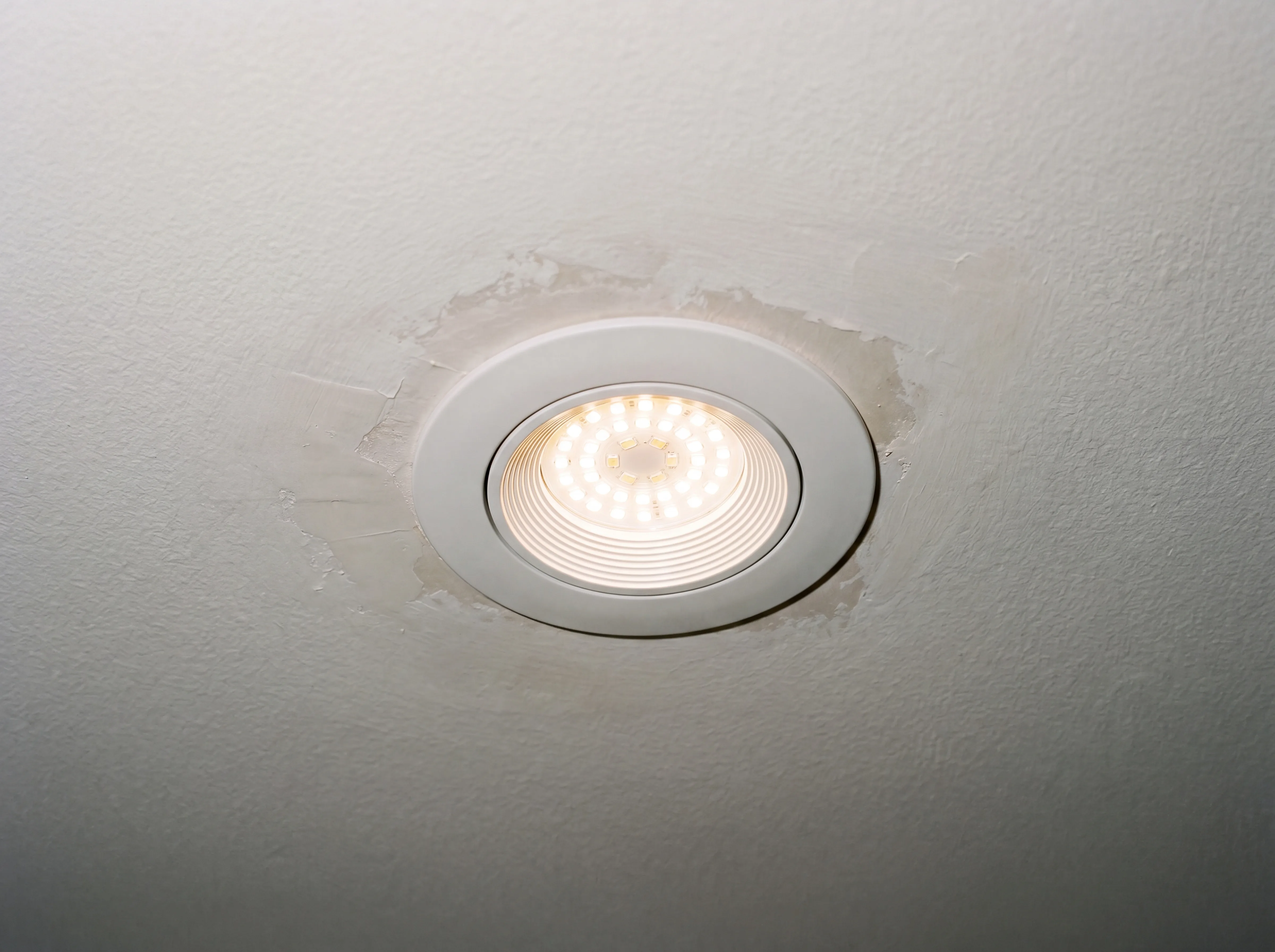 Photo-reviewed home repair